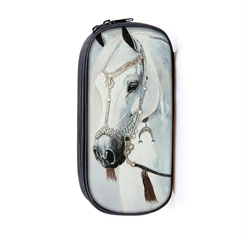 TROUSSE CHEVAL BLANC ÉLÉGANT