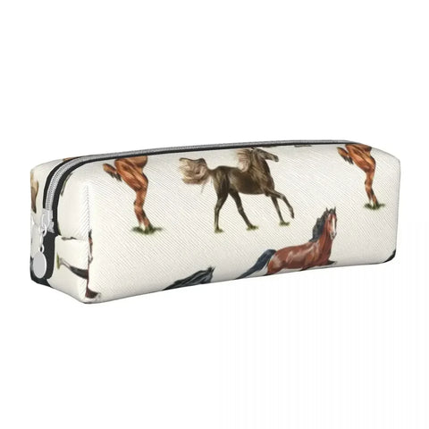 TROUSSE CHEVAUX MARRON SUR FOND CLAIR