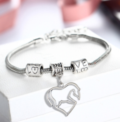 Bracelet Cheval Tête de Cheval dans Cœur